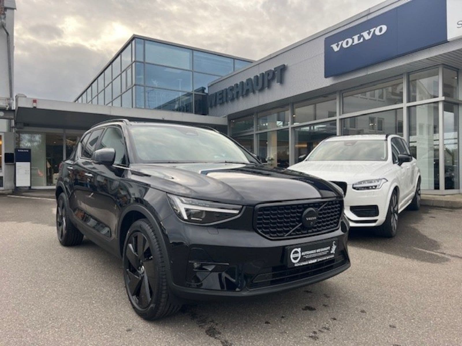VOLVO XC 40 - Bild 1